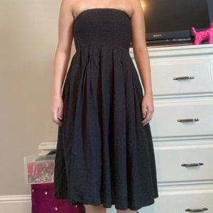 🏷️Calvin Klein strapless midi dress!